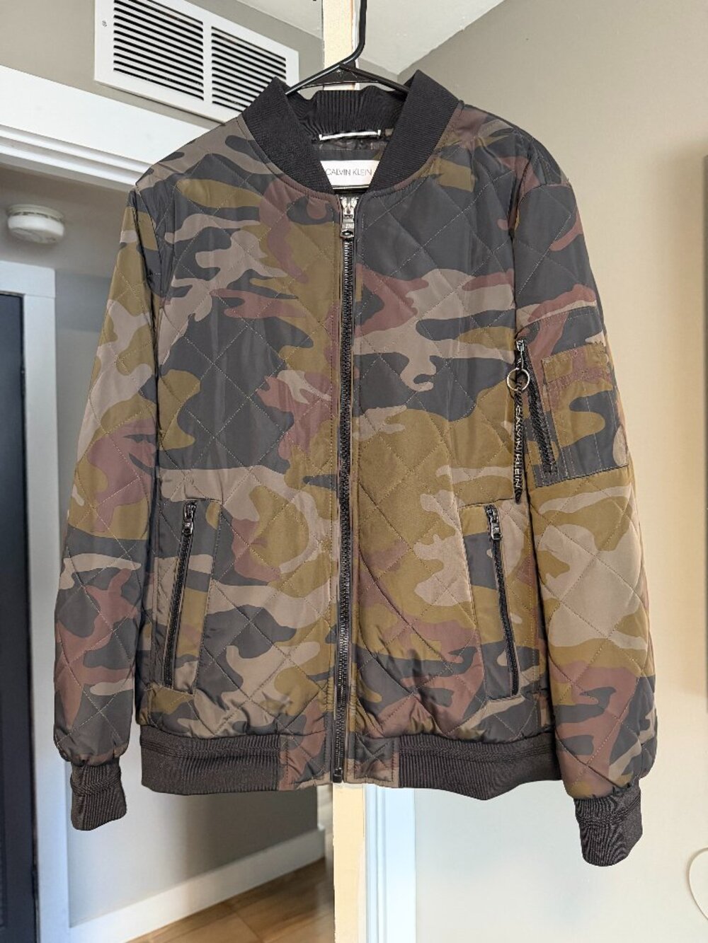 NWT Calvin Klein Bomber Jacket sz M